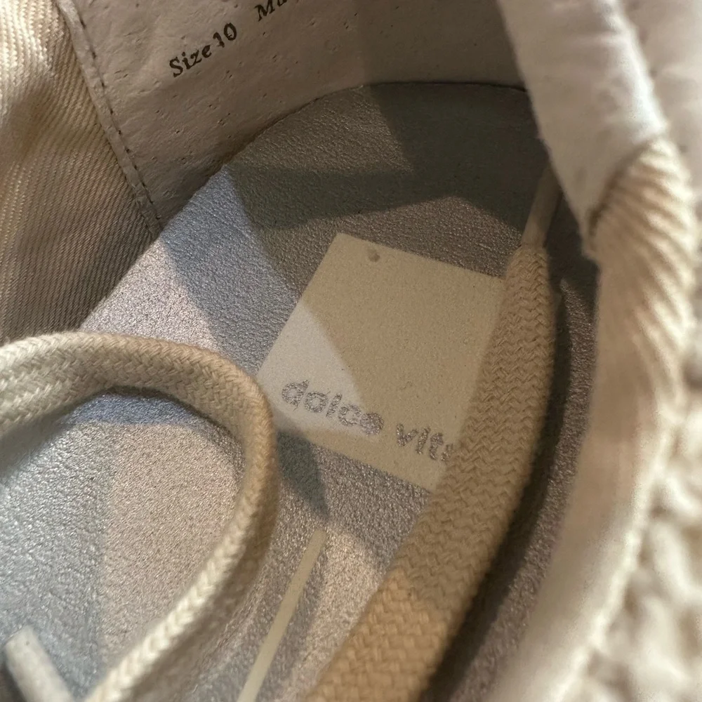 Dolce Vita Cream Sneakers - Picture 7 of 8